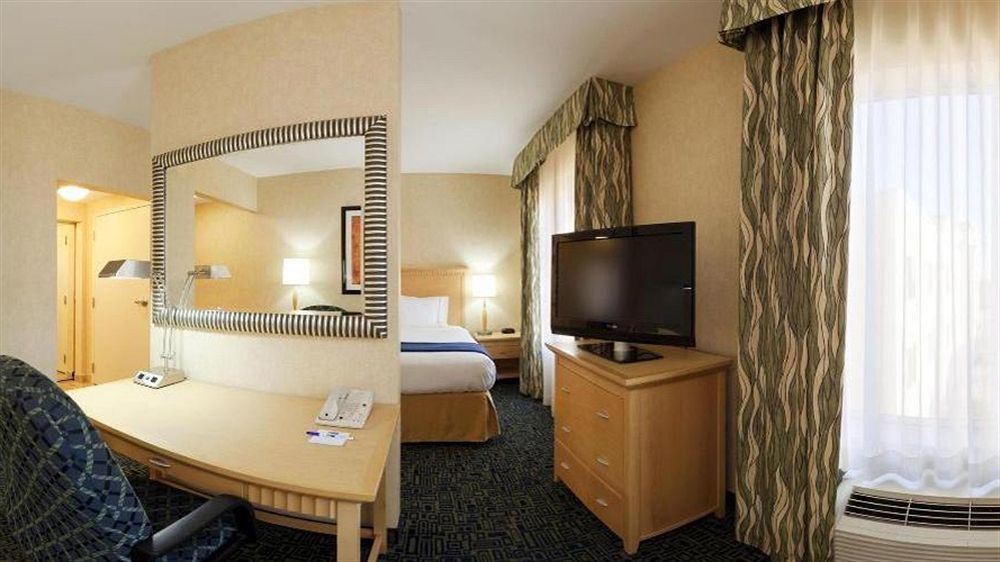 Holiday Inn Express Hotel & Suites Sacramento Airport Natomas, An Ihg Hotel Zewnętrze zdjęcie