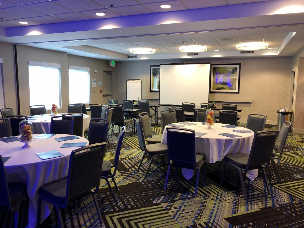 Holiday Inn Express Hotel & Suites Sacramento Airport Natomas, An Ihg Hotel Zewnętrze zdjęcie